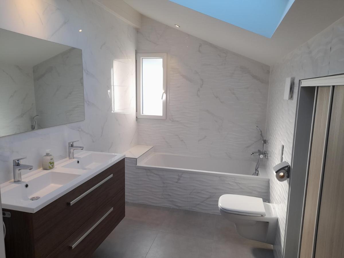 Appartement Thiou Севріє Екстер'єр фото
